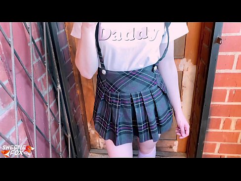 ❤️ Школачы Сосут анын Дик терең жана трахает ордуна класстар. ❤❌ Порно боюнча бизде ☑